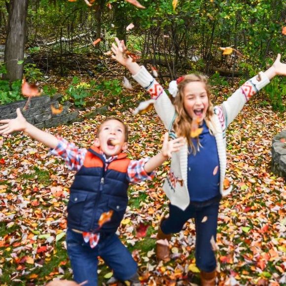 Meet your Posher, Christie - Picture 1 of 1